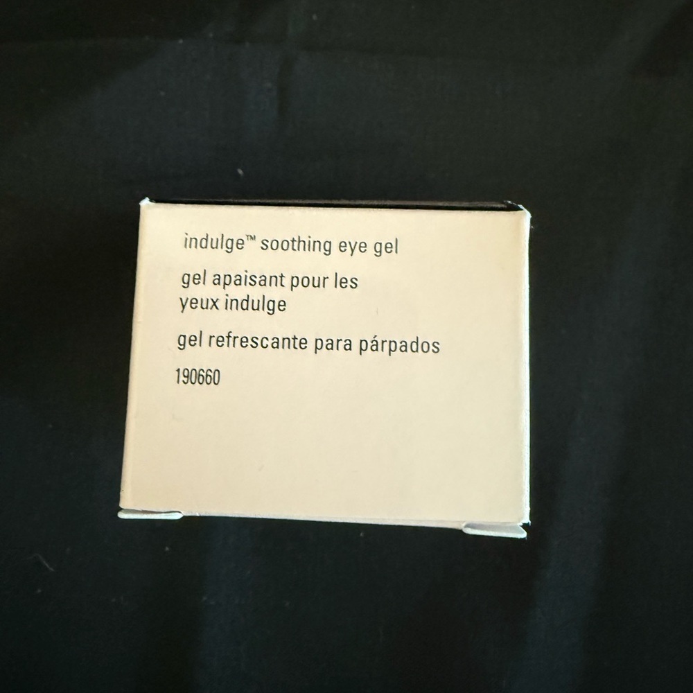 Mary Kay Indulge Soothing Eye Gel New in Box - Picture 2 of 6